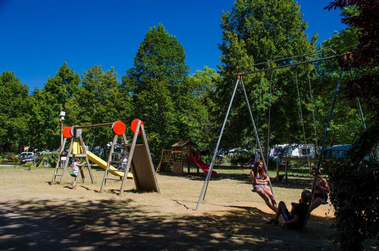 Camping Paradis De Maillac Sainte-Nathalène Eksteriør bilde
